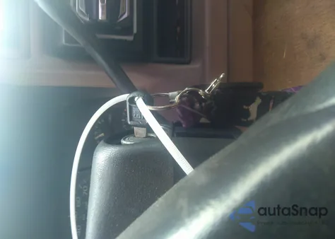 1996 Chevrolet S Truck S10 z USA, uszkodzony, nr VIN 1GCCS14X4T8176012